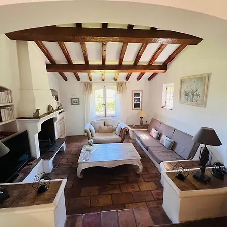 Provencale, Piscine Вілла Сен-Тропе