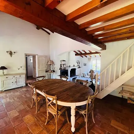 Provencale, Piscine Вілла *